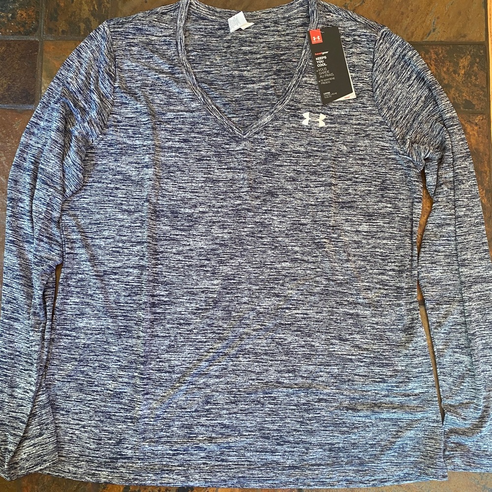 UA twist tech v neck long sleeve, Navy and gray